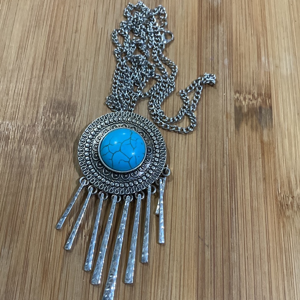 Turquoise sterling silver necklace pendant with long silver chain - Picture 4 of 5